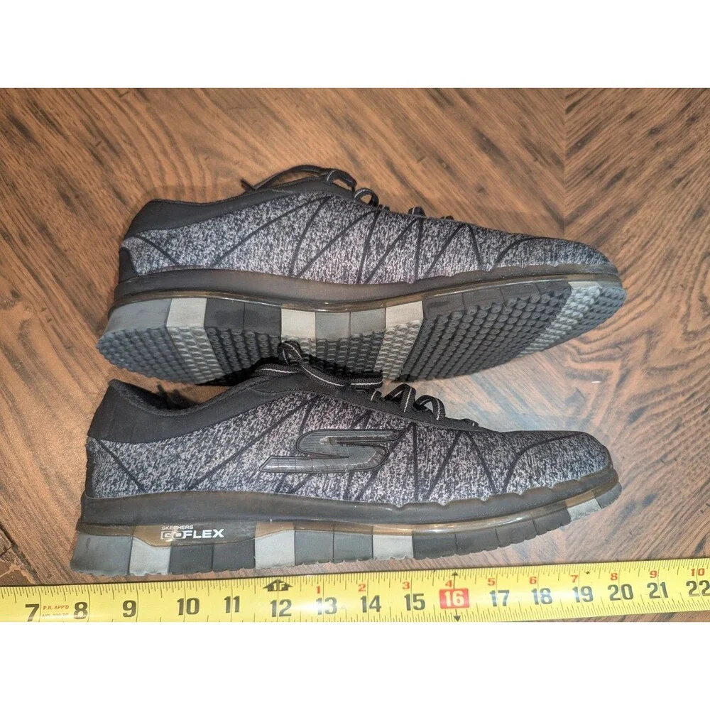 Skechers Go Flex Walk  Goga Mat Technology Yoga Womens Size 9 Walking Sneakers